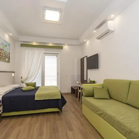 Apartman Rainbow Al Colosseo Róma