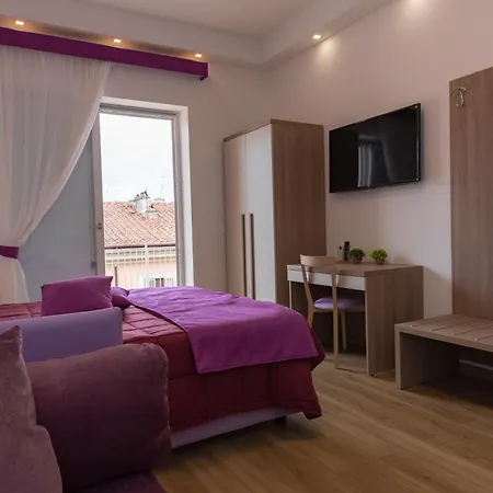 Apartman Rainbow Al Colosseo Róma