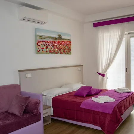 Apartman Rainbow Al Colosseo *