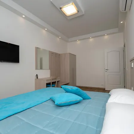 Rainbow Al Colosseo Róma