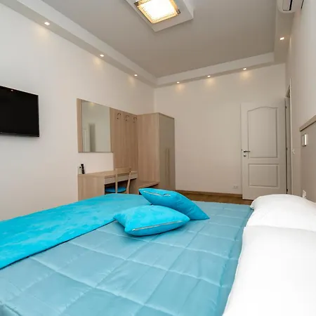 Apartman Rainbow Al Colosseo