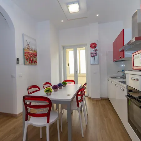 Apartman Rainbow Al Colosseo Róma